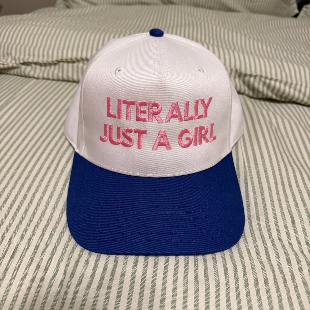 OTTO White Cap with Pink Details
